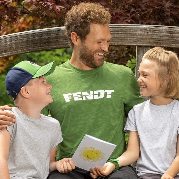 Couverture catalogue produits dérivés Fendt