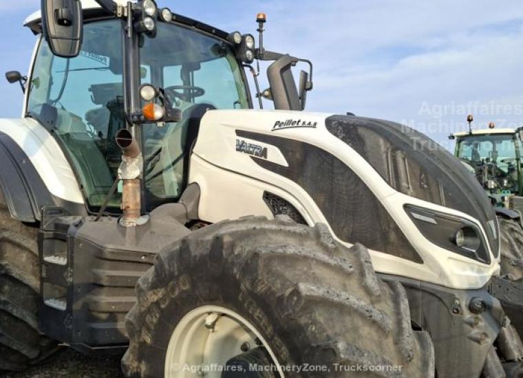 Photo tracteur Valtra T214 Direct blanc, White