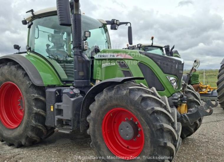 PHOTO TRACTEUR FENDT 718